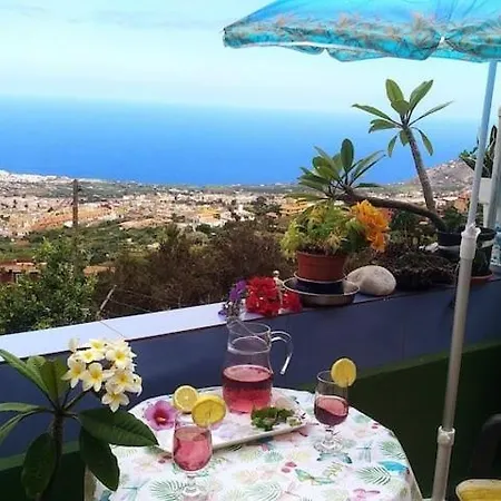Canarian With Terrace Surrounded By Garden - Alisios